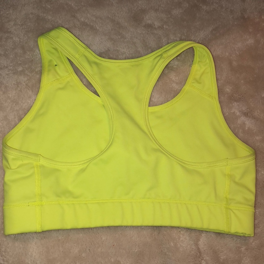Nike dri-fit women’s sports bra size medium - Picture 2 of 3